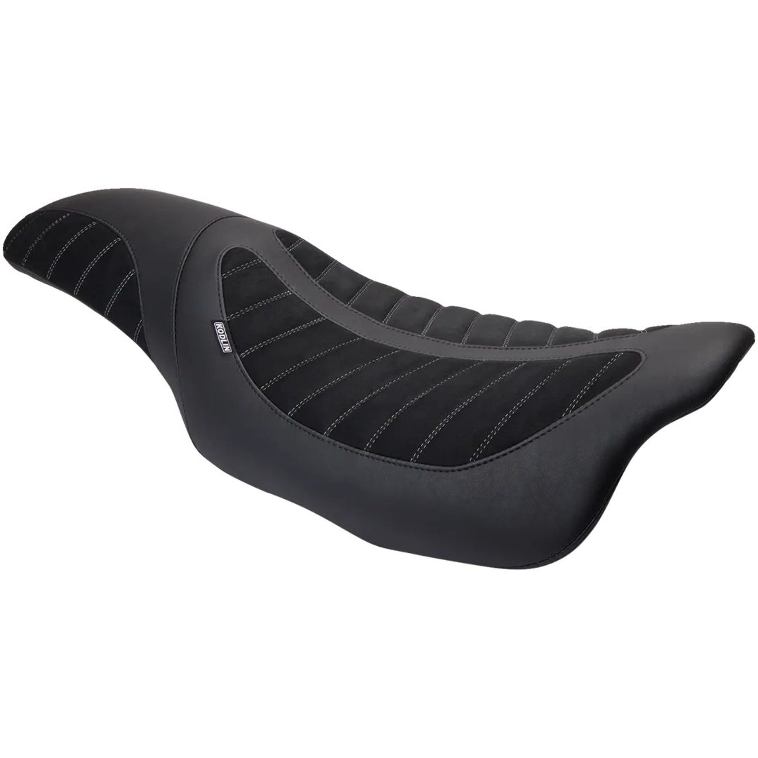 2-Up Sadel Fred Kodling Signature Series MUSTANG Svart
