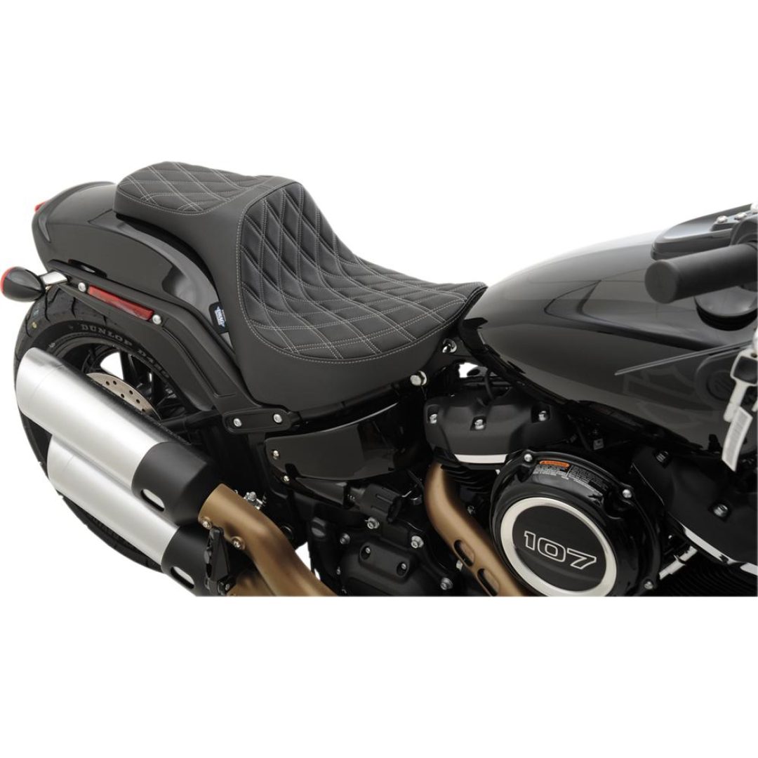 2-Up Sadel Predator DRAG SPECIALTIES svart/silver