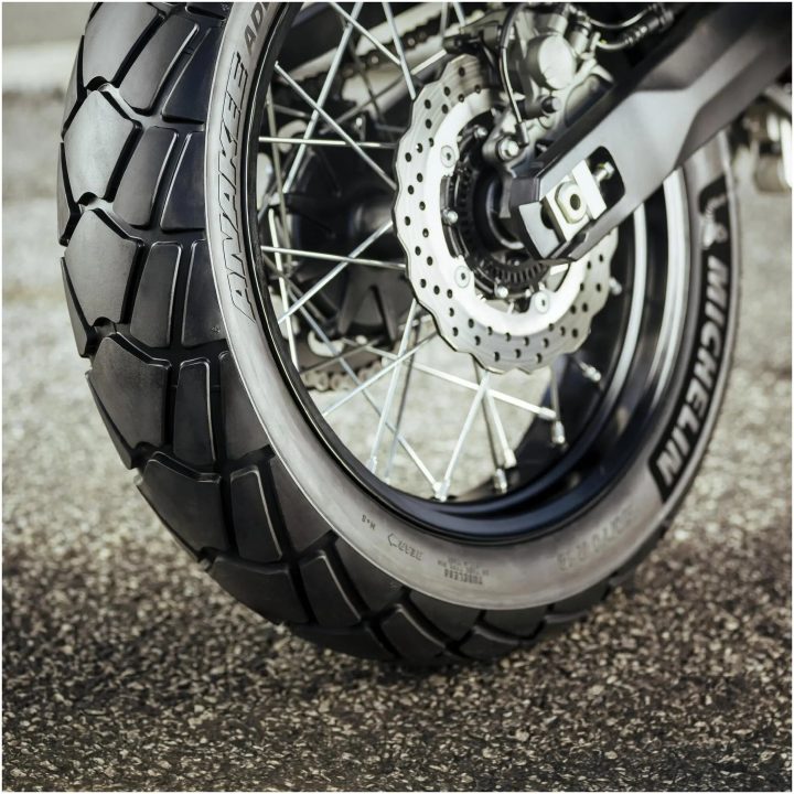 Bakdäck Anakee Adventure 2 MICHELIN 150/70R17 – bild 7