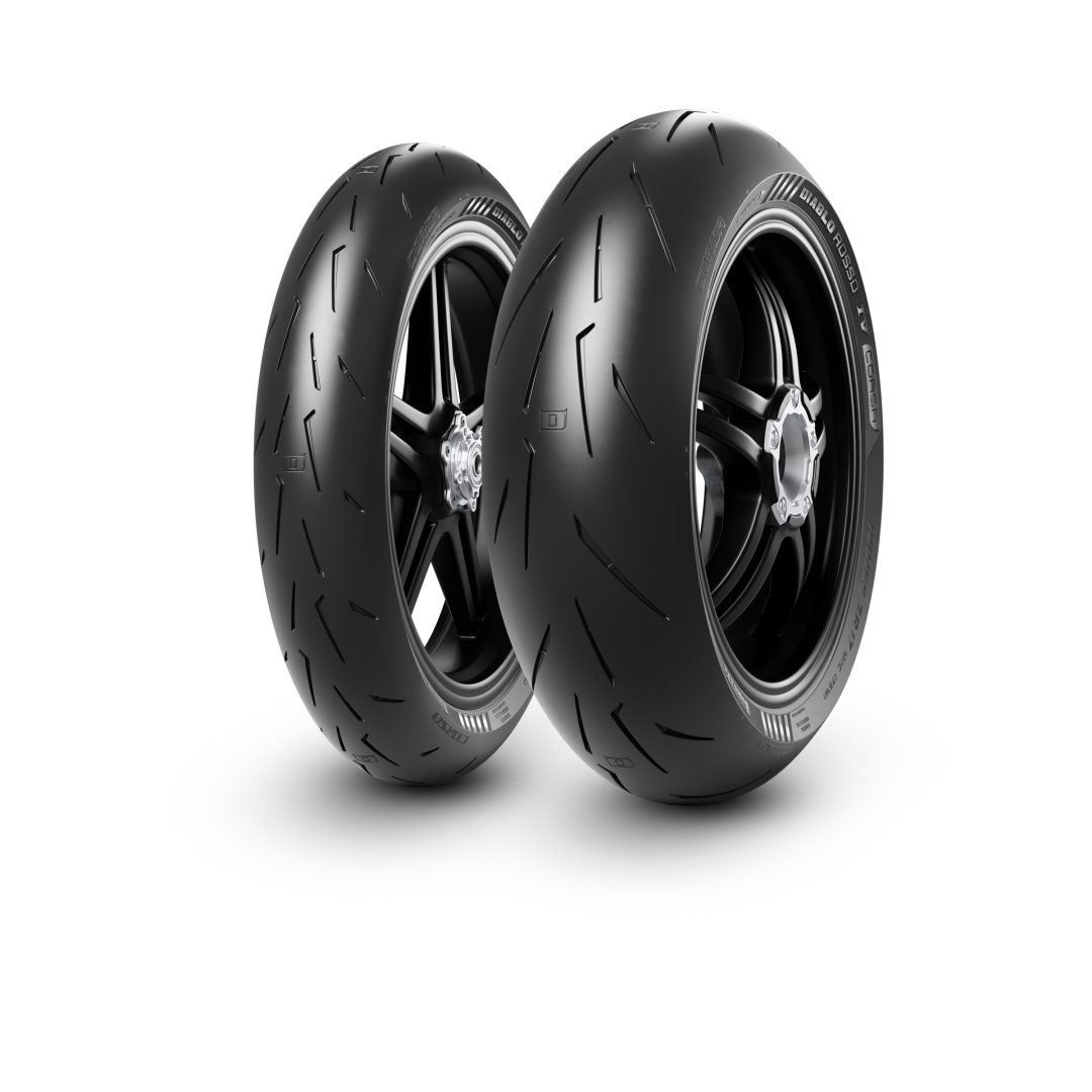 Bakdäck Diablo Rosso IV Corsa 17" PIRELLI 180/55ZR17