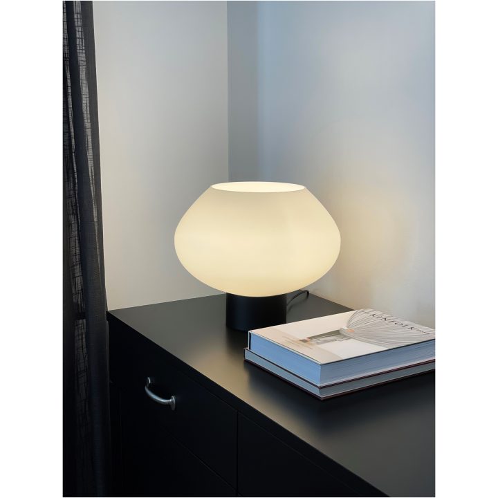 Bell Bordlampa Stor, Svart/vit ANETA HOME Sockel E27 Svart /Opalvit – bild 4