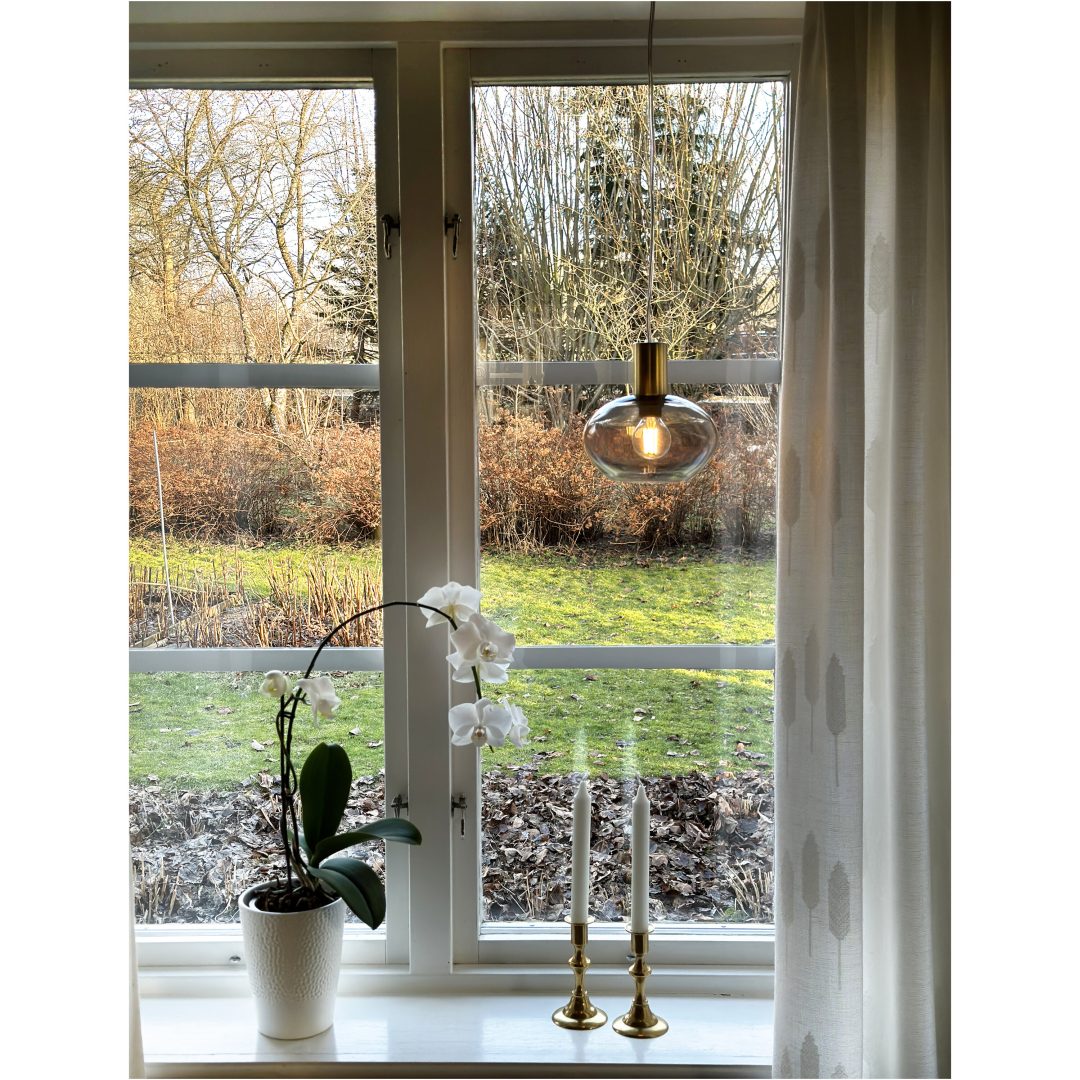 Bell Fönsterlampa, ANETA HOME Matt Mässing /Rök – bild 4
