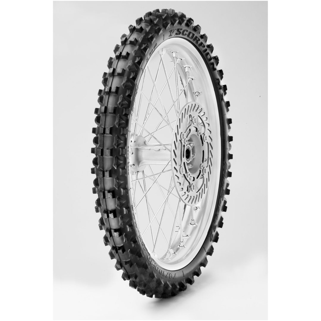 Crossdäck Bak Scorpion Mx32 Mid Hard PIRELLI 70/100-17