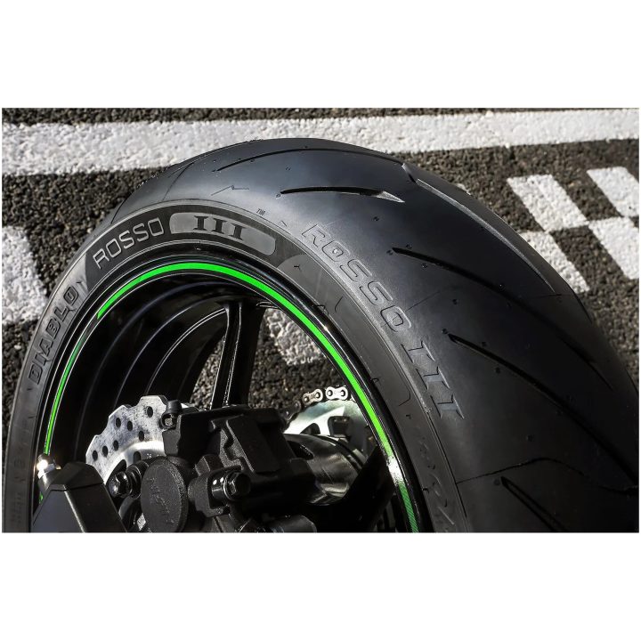 Däck BAK Diablo Rosso III Pirelli 190/55ZR17 (75W) – bild 2