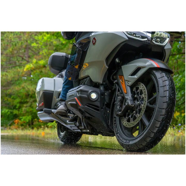 Däck Road W Gt MICHELIN 130/70R18 – bild 5