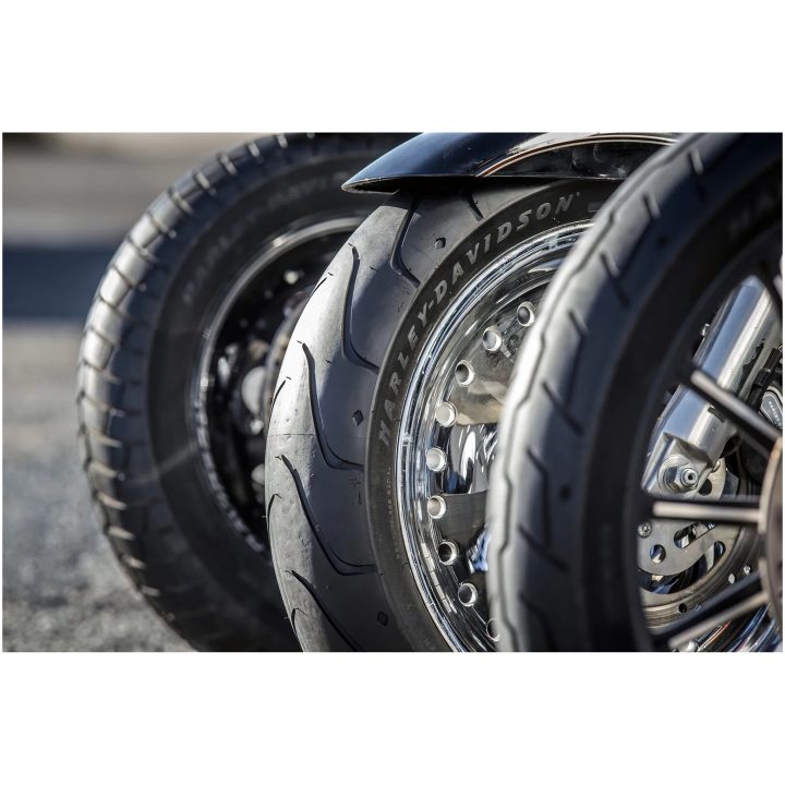 Däck Scorcher 31 MICHELIN 100/90B19 – bild 2