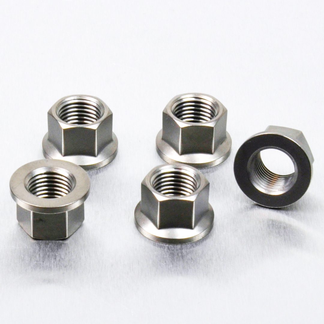 Ekermutter Titan 5 Pack PRO BOLT Silver