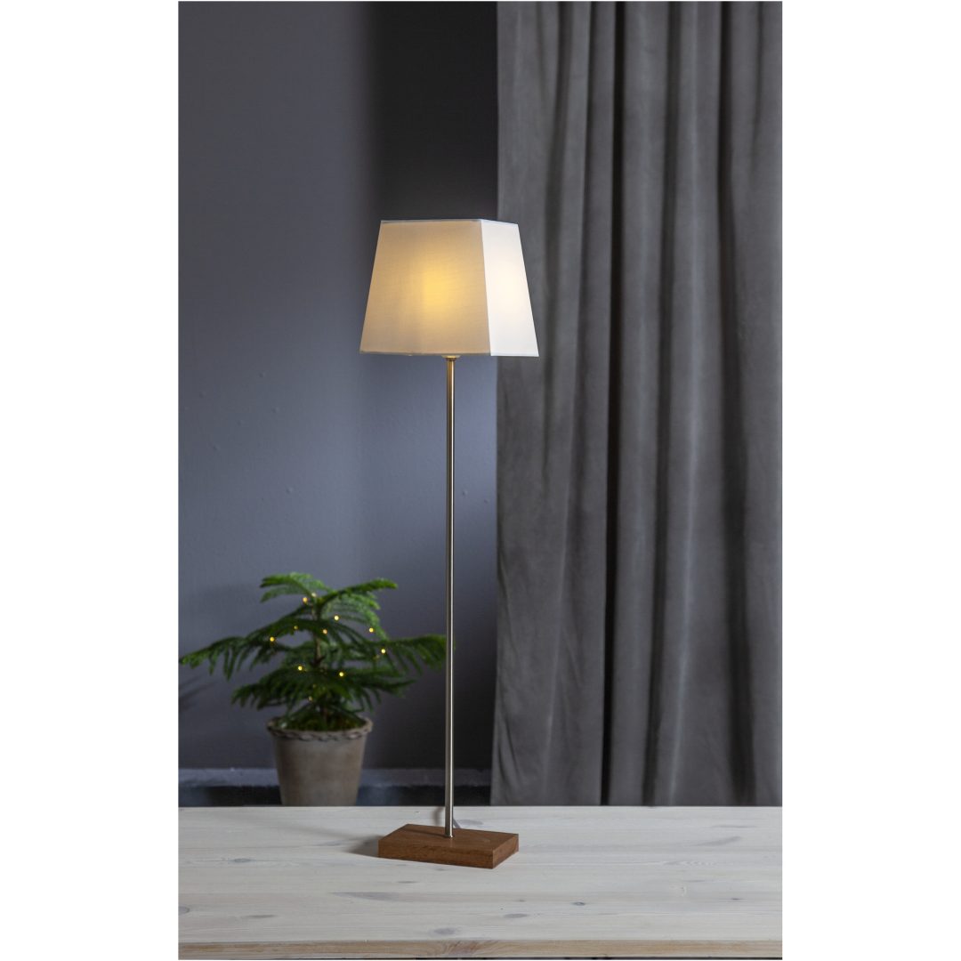 Fot, skärm & stjärna Moa Ek Star Trading – bild 4