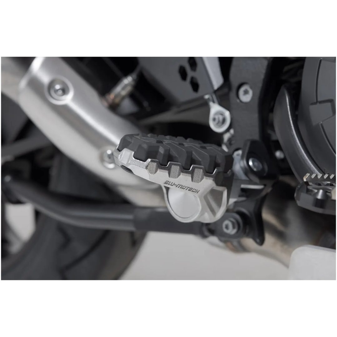 Fotpinnekit EVO Justerbar Svart Silver SW-MOTECH – bild 3