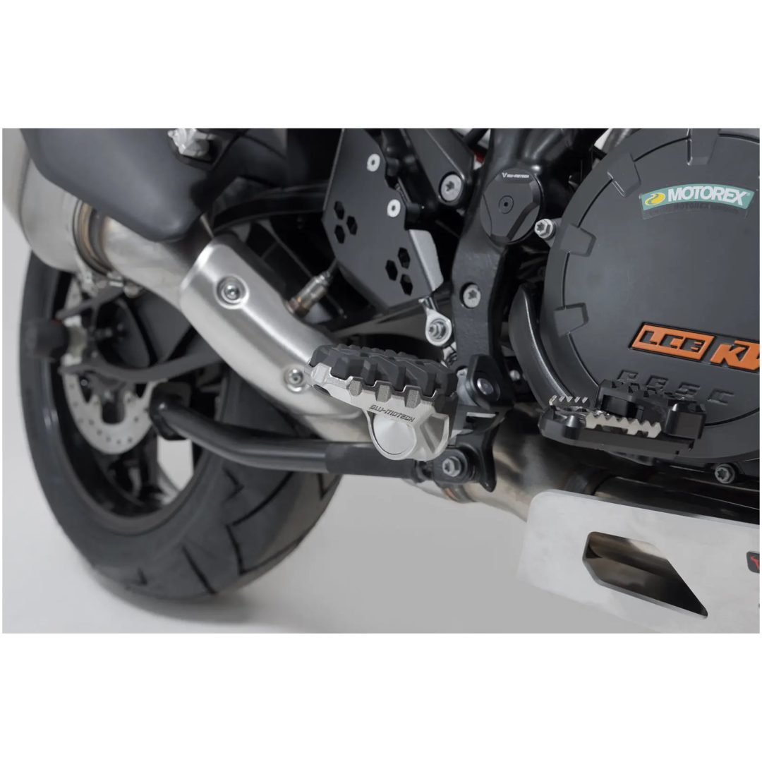 Fotpinnekit EVO Justerbar Svart Silver SW-MOTECH – bild 5