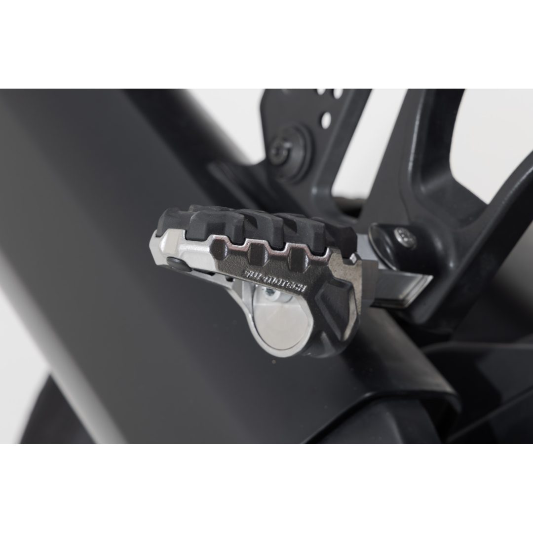 Fotstöd Evolution Svart/silver SW-MOTECH – bild 2