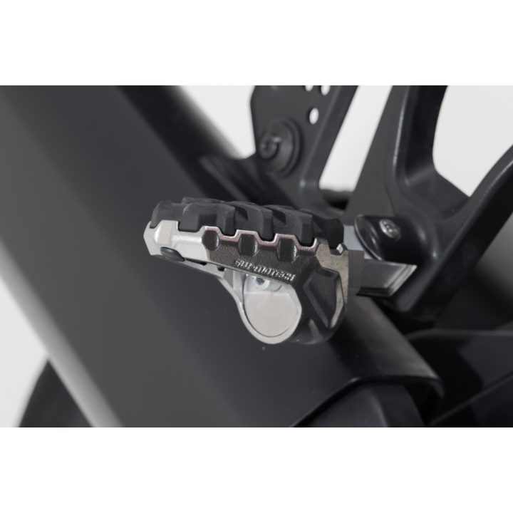 Fotstöd Evolution Svart/silver SW-MOTECH – bild 2