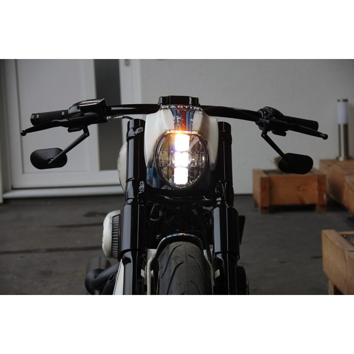 Framlampa V-rod Style CULT WERK Strålkastarmassk – bild 2