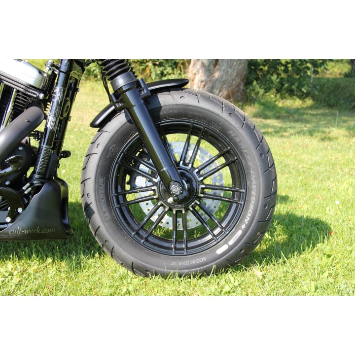 Framskärm Bobber Blanksvart CULT WERK – bild 4
