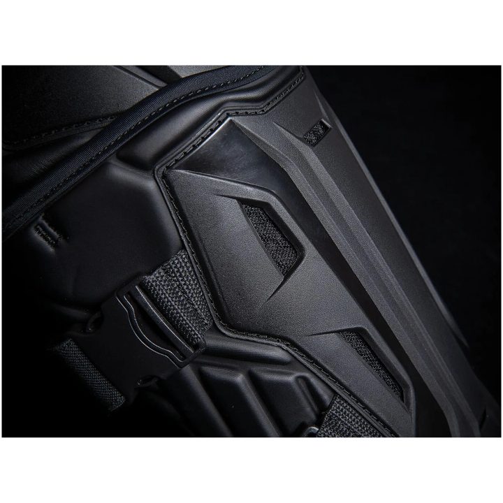 Knäskydd Field Armor3 Svart ICON Small/Medium – bild 5