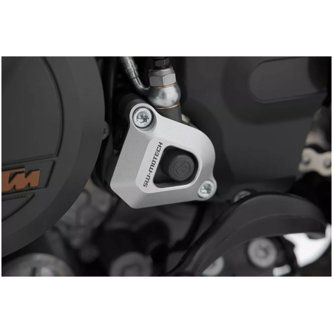 Kopplingscylinderkåpa Aluminium Silver SW-MOTECH