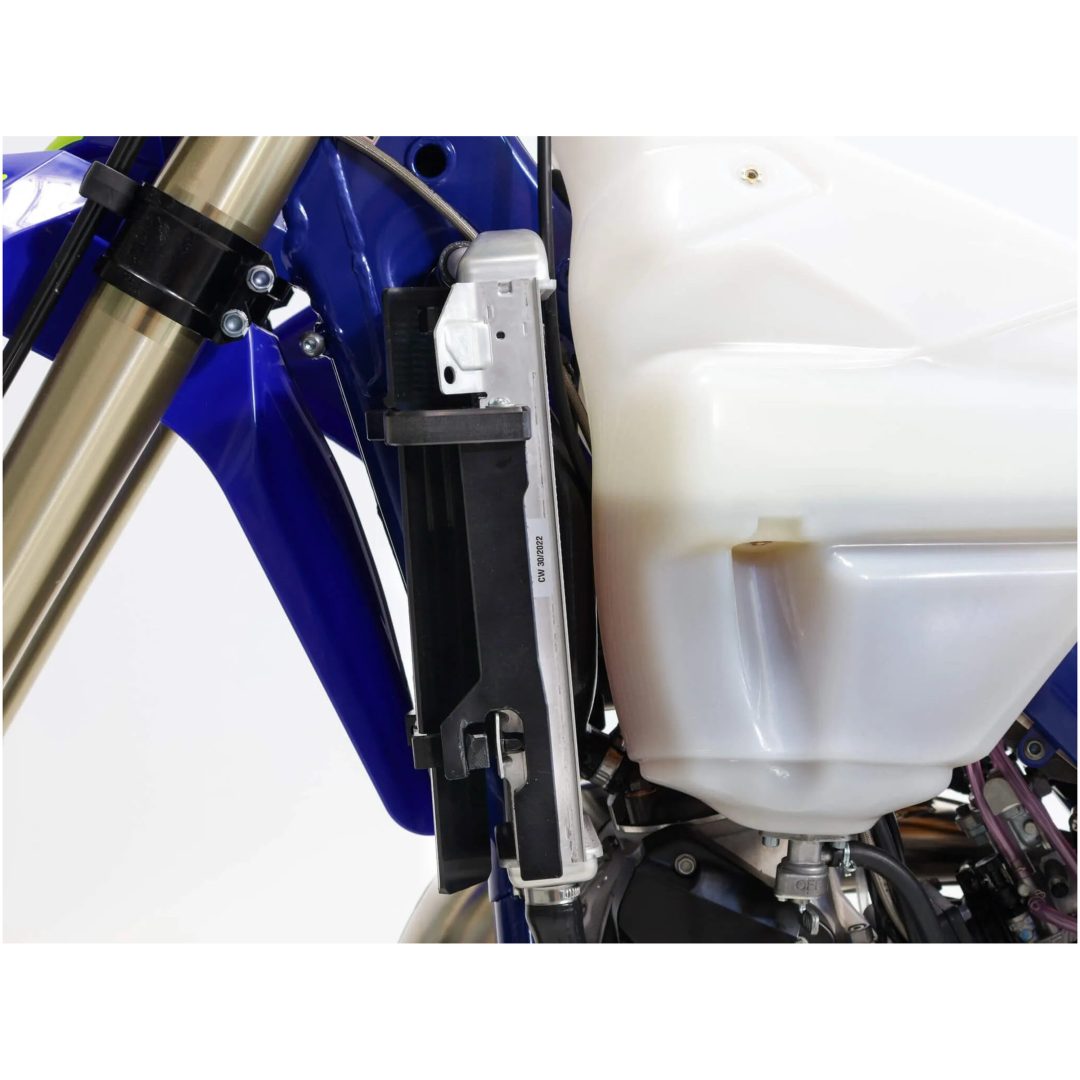 Kylarskydd Hdpe Svart AXP RACING – bild 5