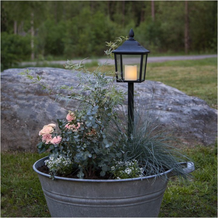 LED Gravljus Flame Lantern Svart Star Trading – bild 5