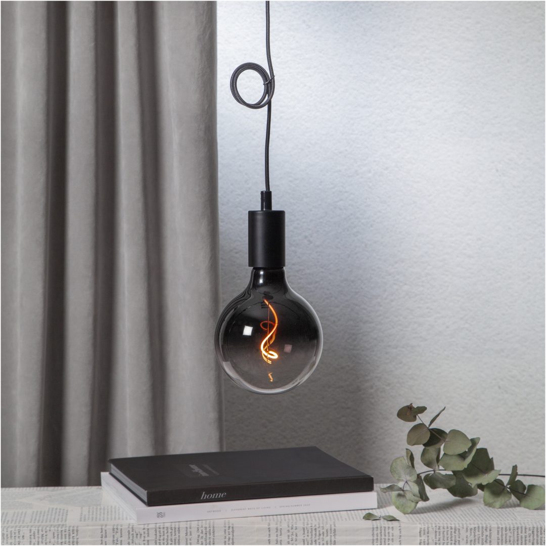 LED-lampa E27 G125 ColourMix Grön Star Trading – bild 4