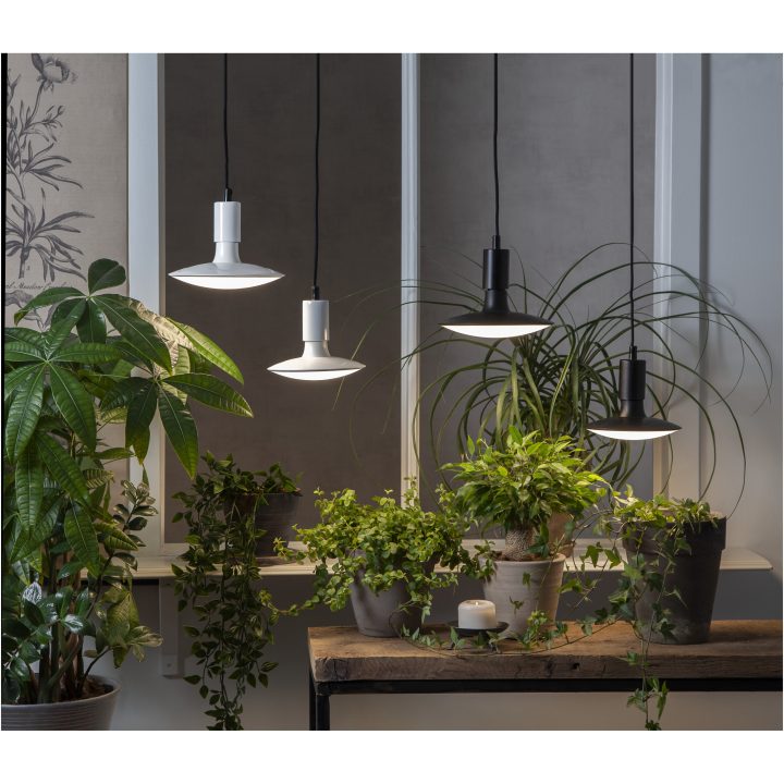 LED-lampa E27 High Lumen Svart Star Trading – bild 10