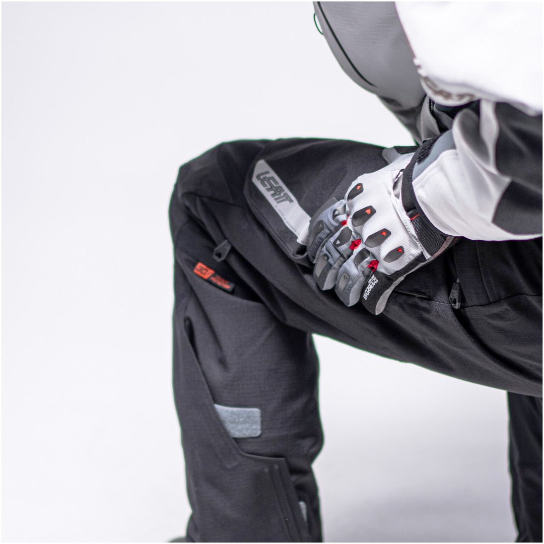 MC-Byxor ADV DriTour 5.5 Svart/Grå Leatt XXL / US38 / EU56 – bild 4