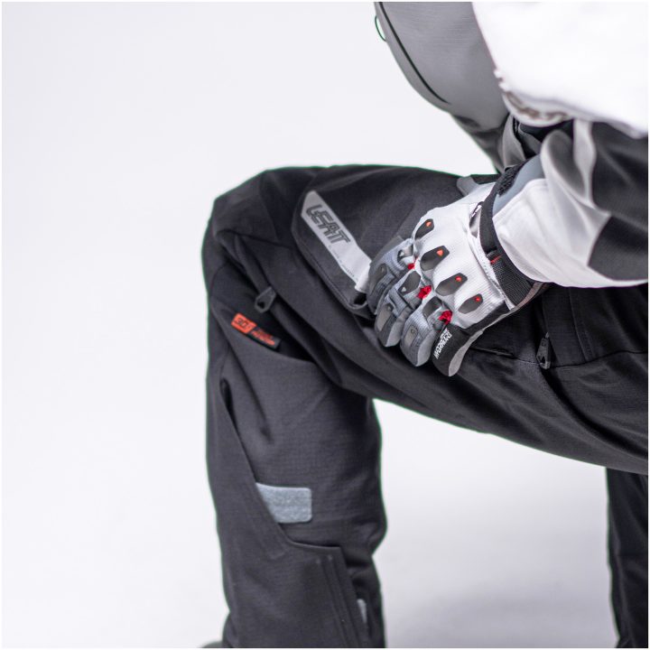 MC-Byxor ADV DriTour 5.5 Svart/Grå Leatt XXL / US38 / EU56 – bild 4