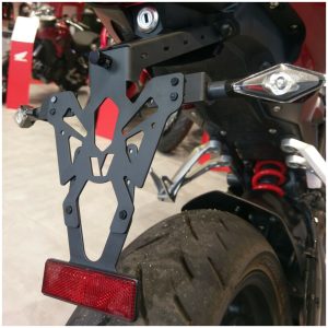 Nummerskyltshållare Svart V PARTS