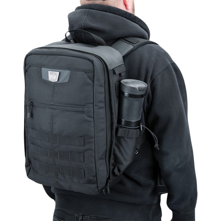 Ryggsäck Momentum Runaway Svart Textil KURYAKYN Ryggsäck – bild 14