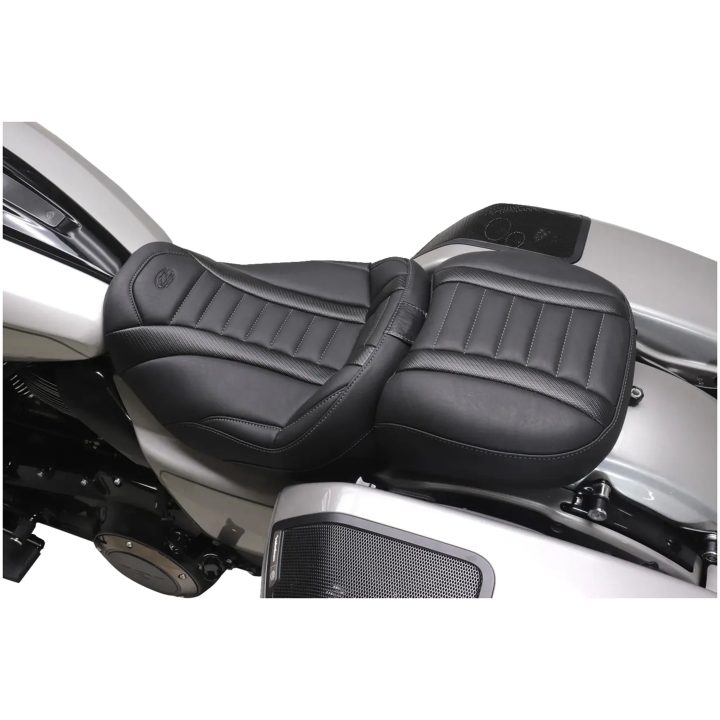 Sadel Wide Deluxe Touring Passenger Svart/Grå MUSTANG – bild 5