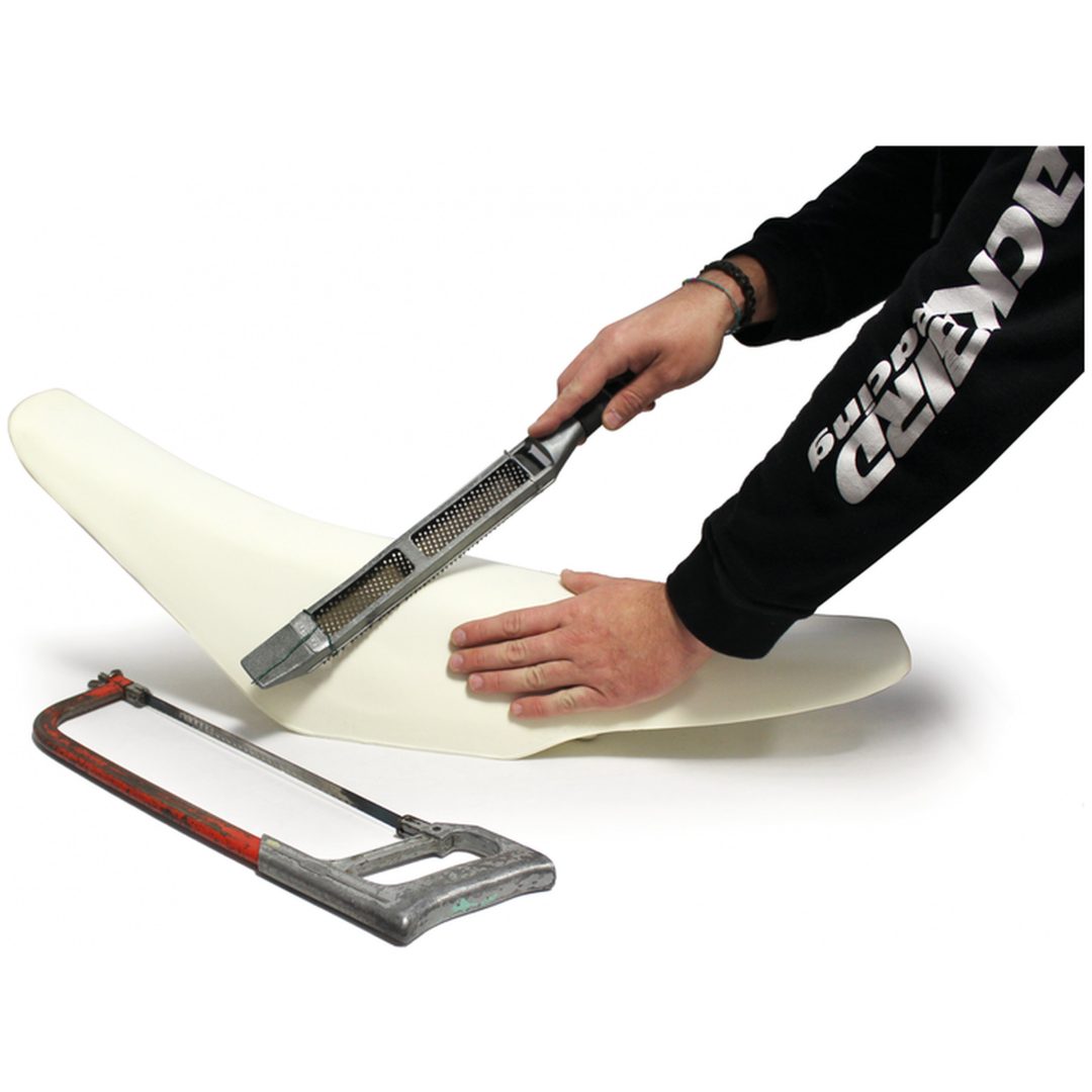 Sadelbotten Universal Blackbird Racing – bild 2