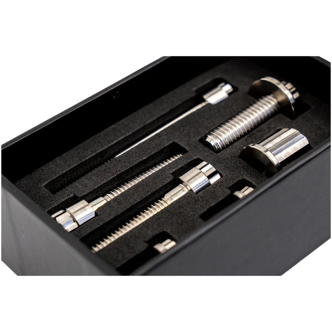Skruvkit Coil & Horn Titan Silver TRASK – bild 3