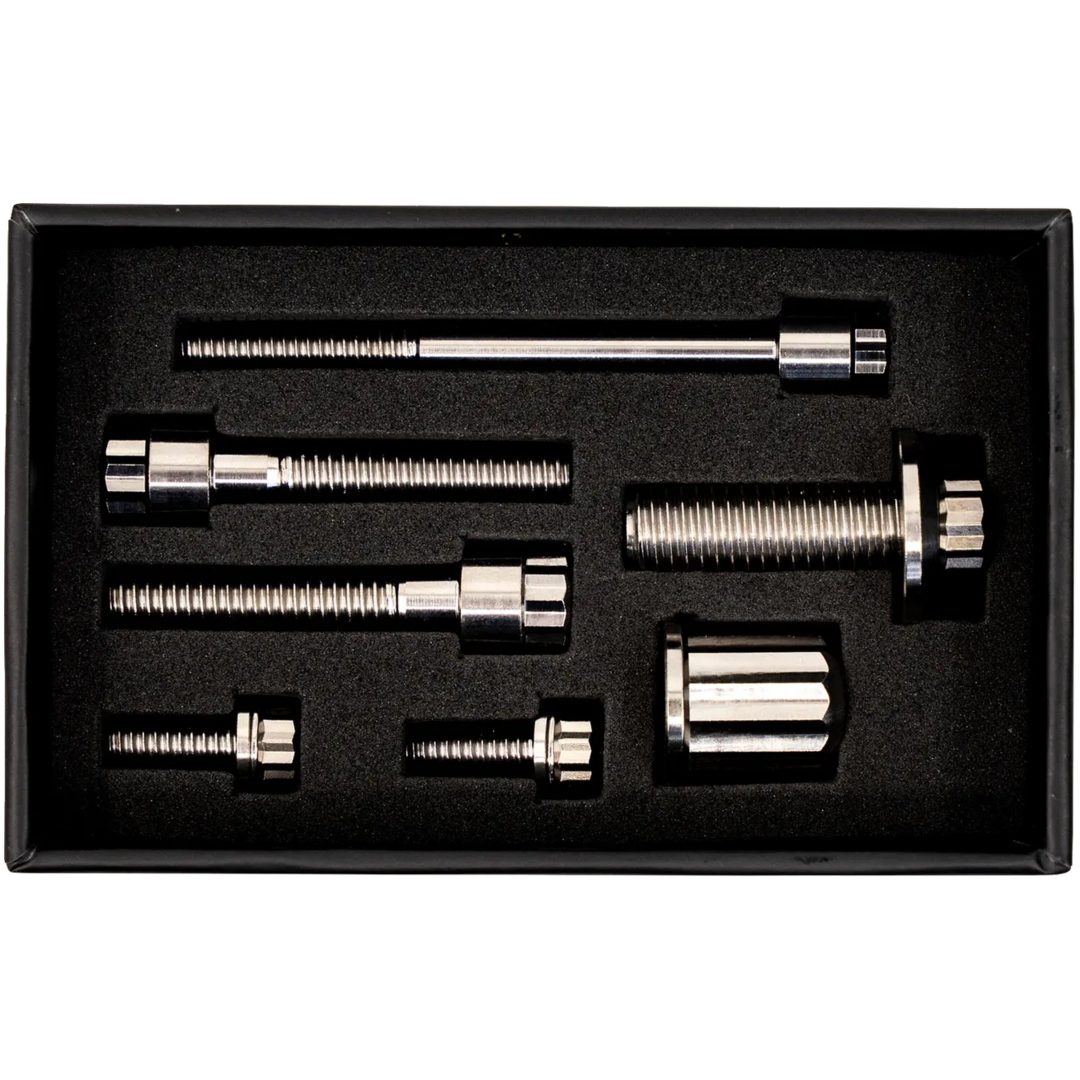 Skruvkit Coil & Horn Titan Silver TRASK – bild 4