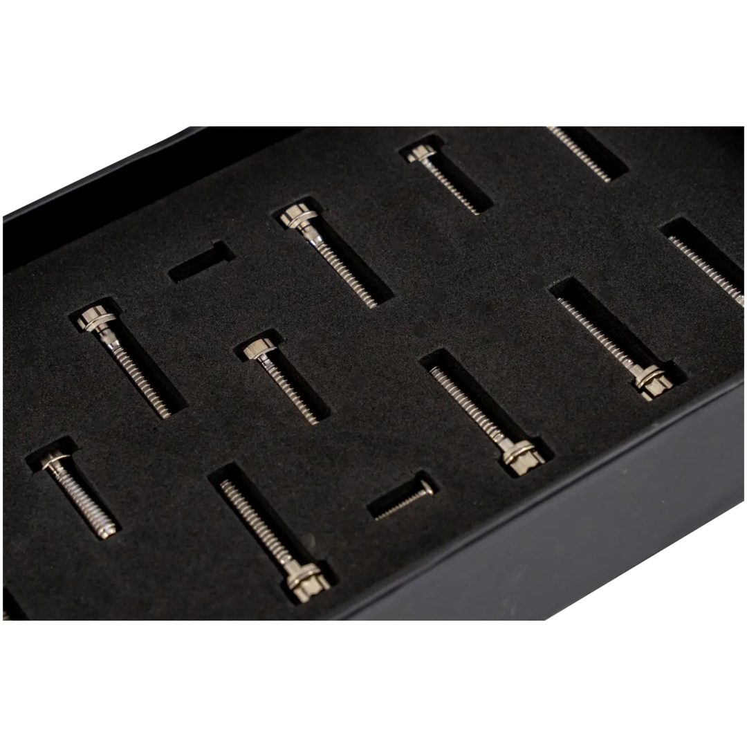 Skruvsats Kamkåpa Titanium Silver TRASK – bild 2