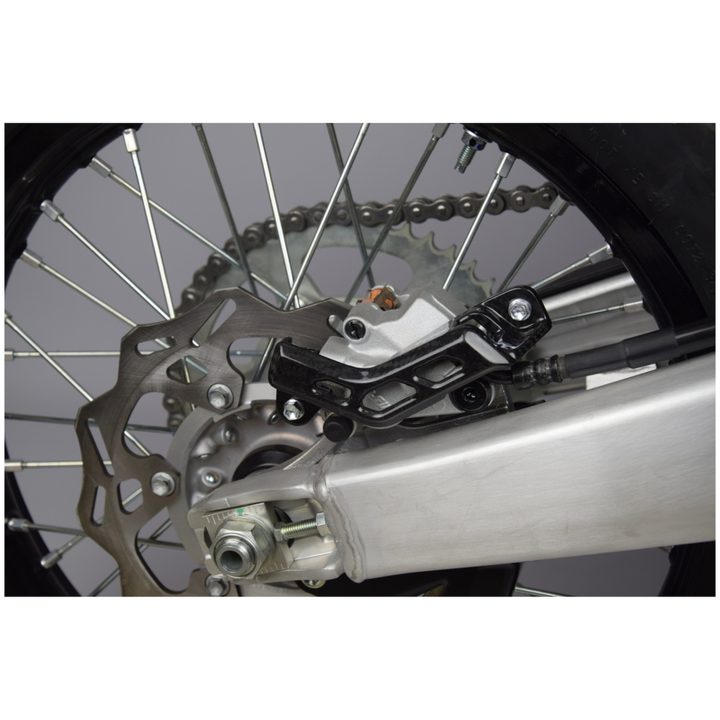 Skydd Bromsok Bak Carbon Scar – bild 6