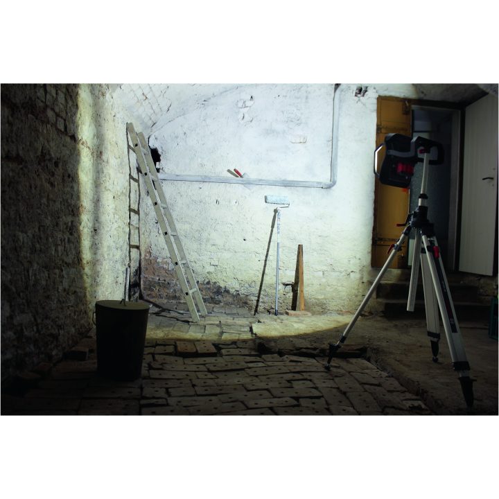 Sladdlös arbetslampa GLI 18V-4000 C Professional Bosch Pro – bild 2
