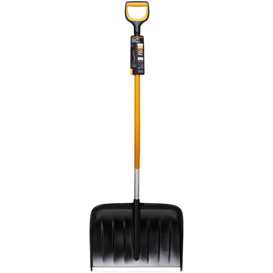 Snöraka med böjt skaft X-series FISKARS SNÖRAKA ERGO X-SERIE