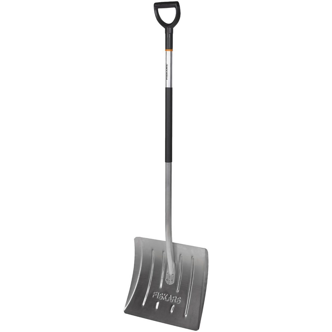 Snöskyffel aluminium långt skaft Fiskars SNÖSKYFFEL ALUMINIUM LÅNG – bild 3