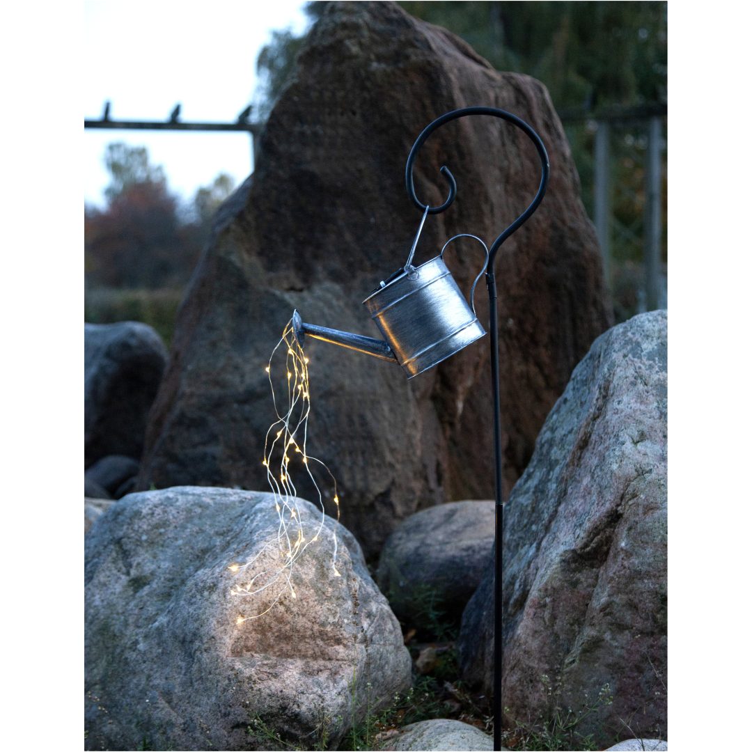 Solcellsdekoration Dew Drop Water can Zink Star Trading – bild 6