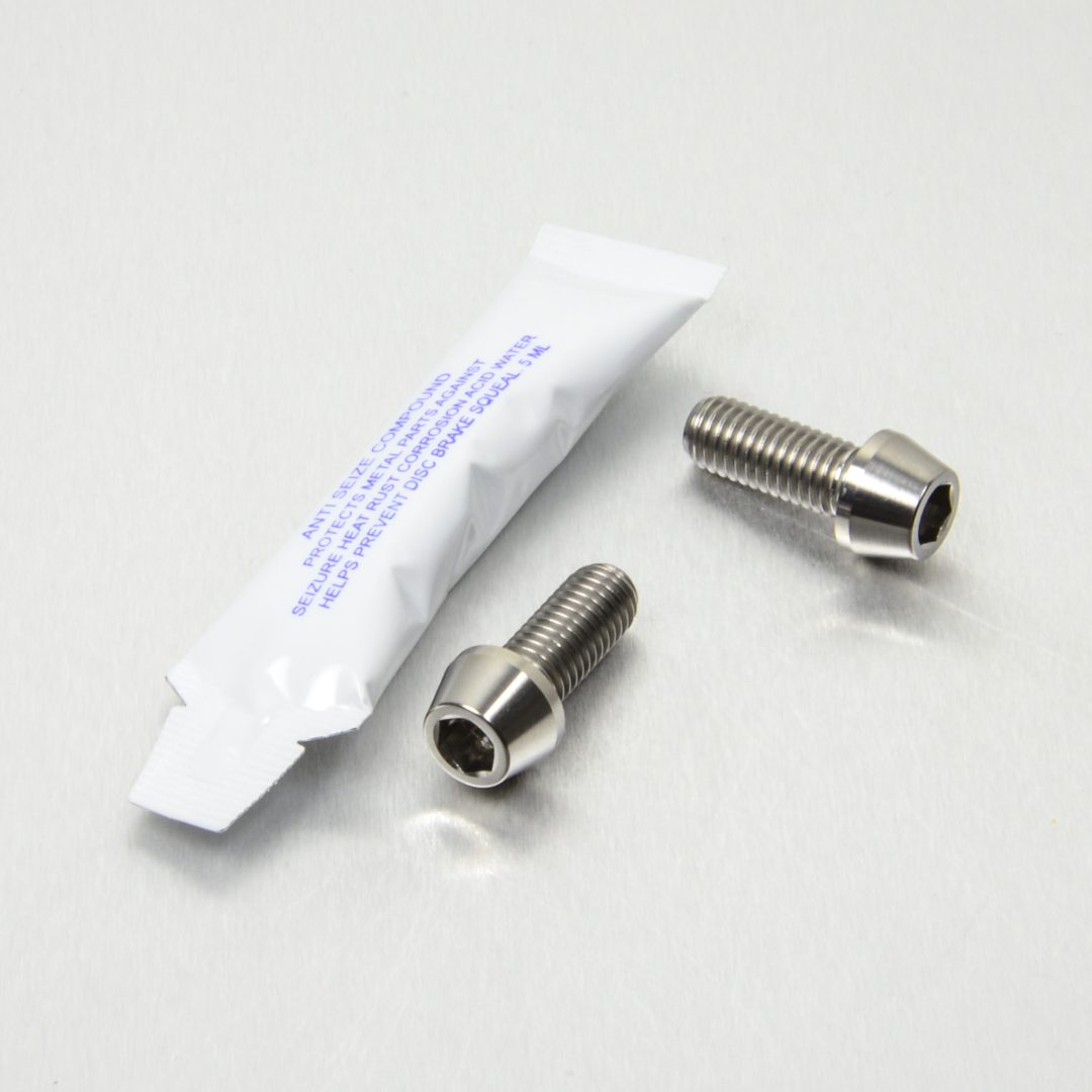 Styrfästkit Standard PRO BOLT Silver