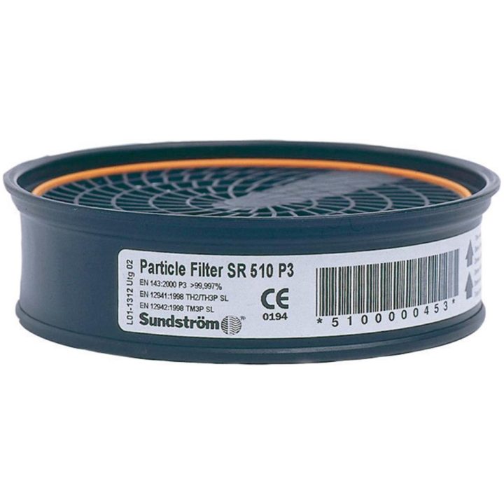 Sundström SUNDSTROM Partikelfilter. Filterklass P3 (täcker även P1 och P2). Skyddar mot alla typer av partiklar ner till 0,3 my. Avskiljningsgrad 99,99 %. Filterbyte efter ca 2-4 veckor eller om andningsmotståndet dessförinnan blir besvärande. Vit.
