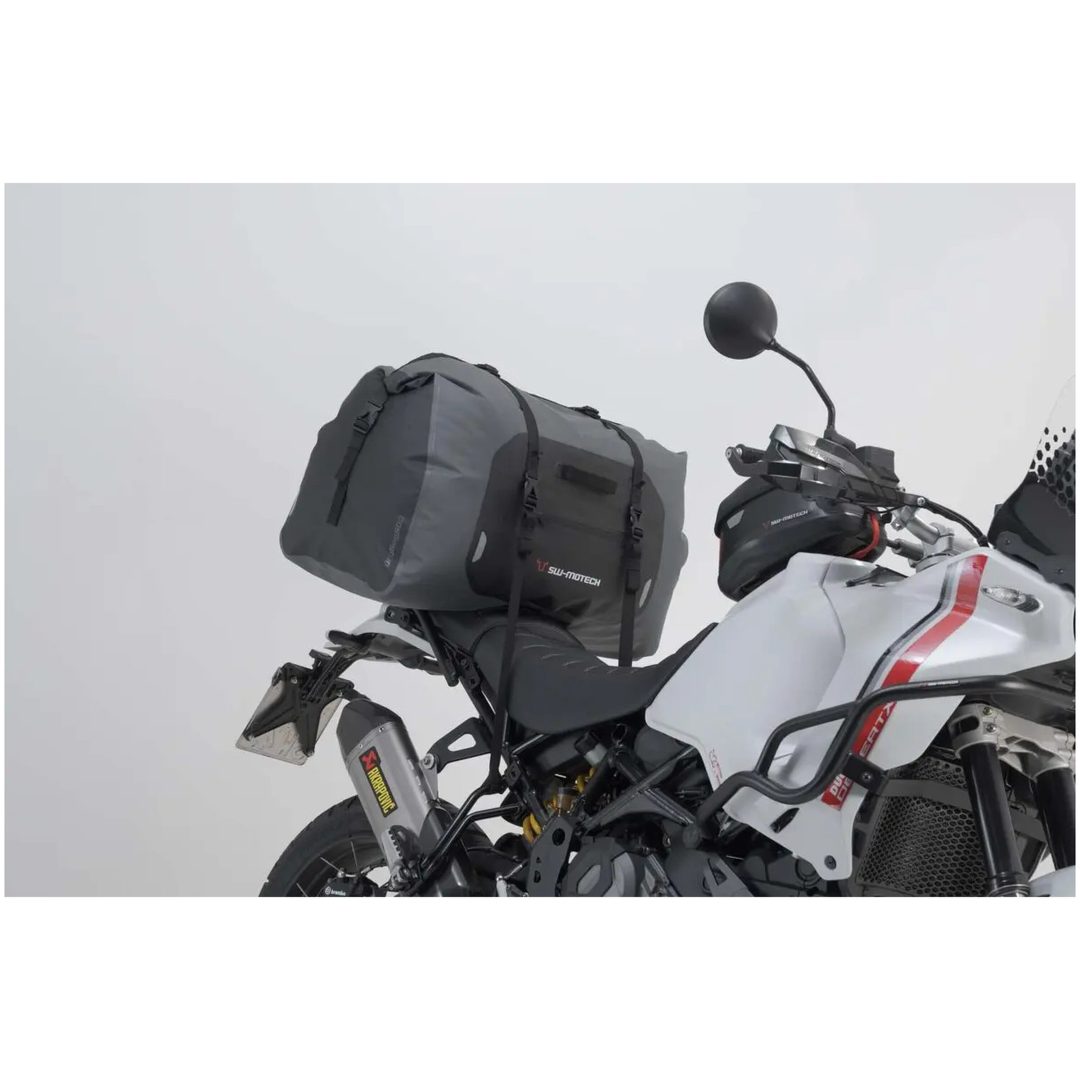 Svansväska Drybag 600 Svart/grå SW-MOTECH Bakväska – bild 3