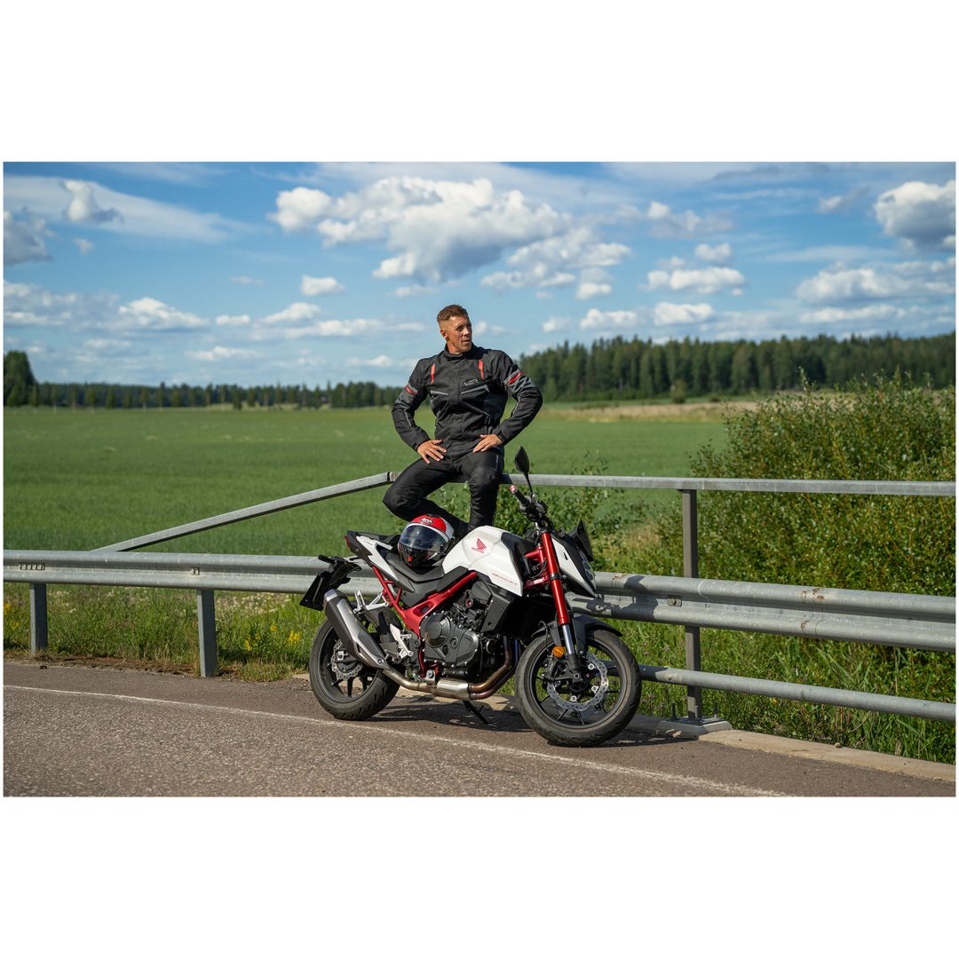Textiljacka Backafall Svart/grå Lindstrands 46 – bild 2