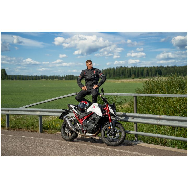 Textiljacka Backafall Svart/grå Lindstrands 46 – bild 2