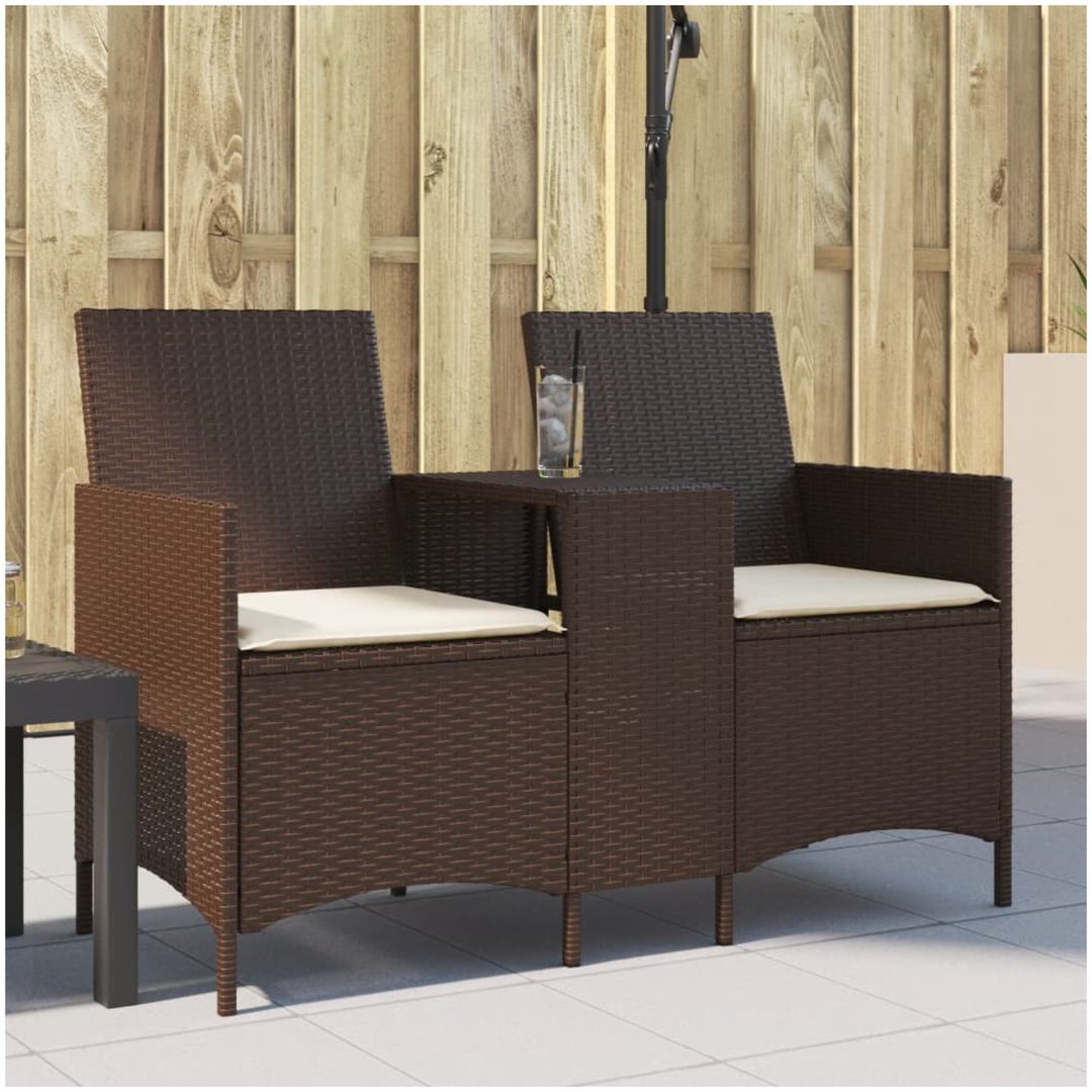 Trädgårdssoffa 2-sits med bord och dynor konstrotting brun vidaXL
