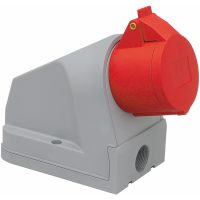 Vägguttag m. genomföring 32A, 3P+N+J, 400V, 6h, IP44 MALMBERGS
