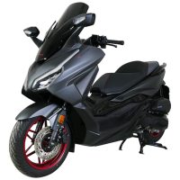 Vindruta Touring Svart MRA
