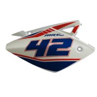 White Right Side Cover With St